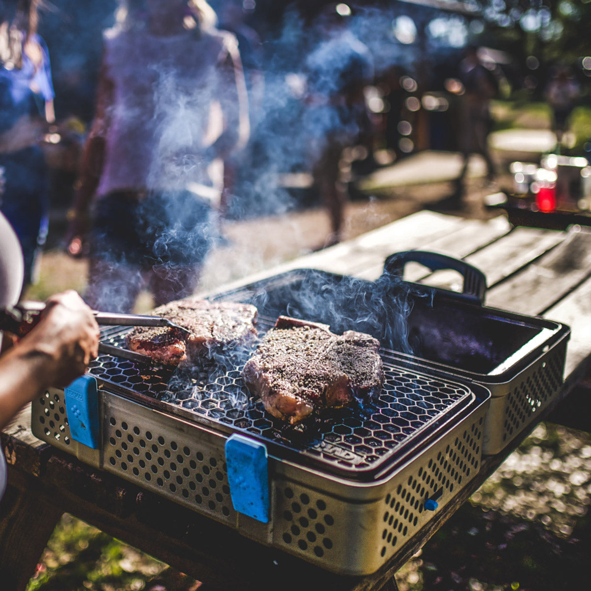 アウトドア　バーベキュー NOMAD Grill & Smoker – LTJ Shop